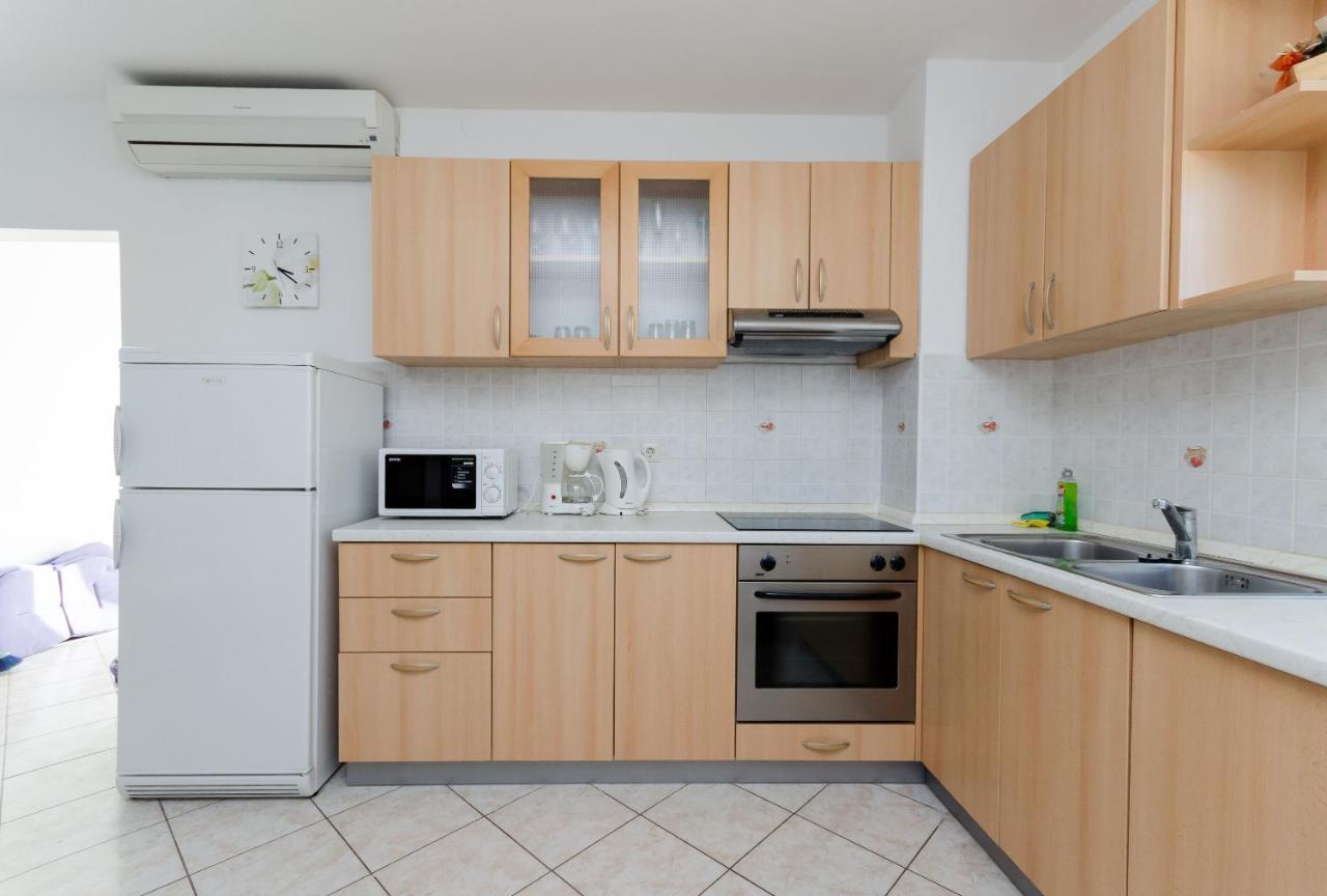 Apartments Marija P Lopar Exterior photo